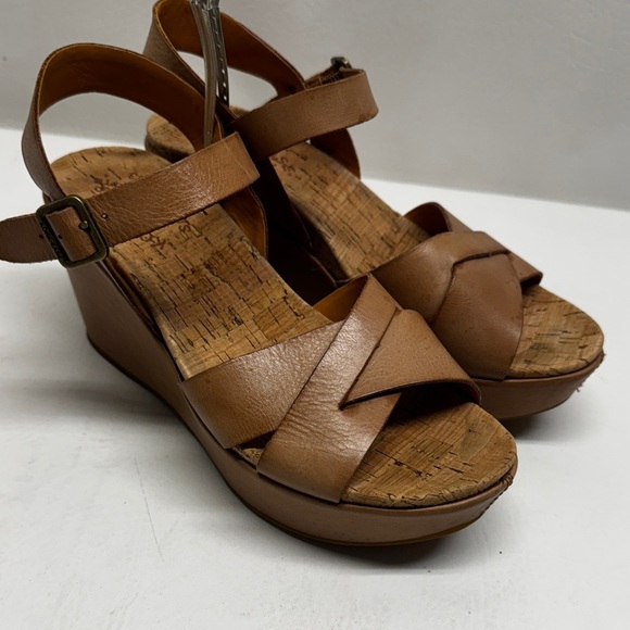 KORK-EASE Women's Size 7M Sandals  Leather Tan Platform Criss-Cross Wedge - Picture 1 of 9